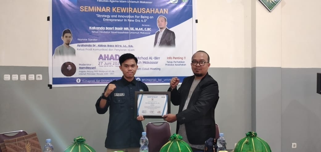 Dorong Jadi Pengusaha Muda, Himaprodi KPI Unismuh Makassar Gelar Seminar Kewirausahaan