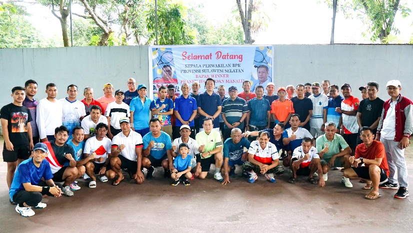 Disambut Bupati Takalar, Tim Tennis BPK Sulsel Manfaatkan Hari Libur Bersilaturahim