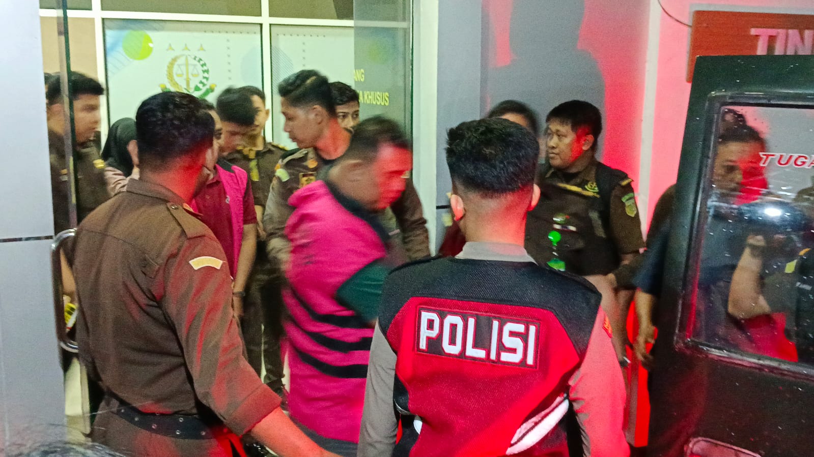 Kejari Tahan Dua Tersangka Dugaan Korupsi Proyek Talud di Takalar