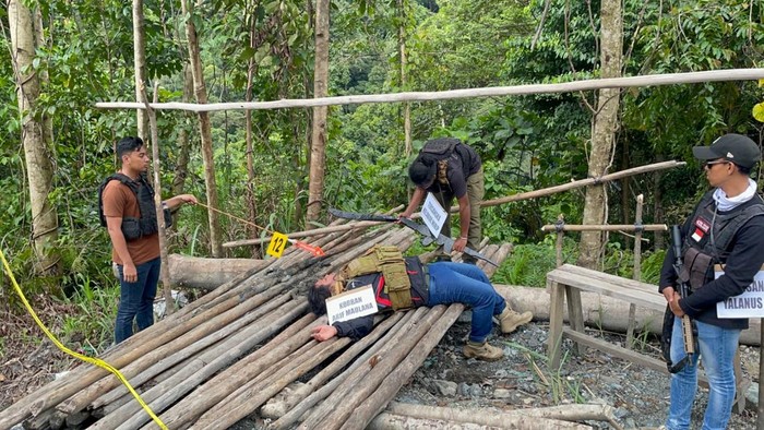 TERUNGKAP! 7 Anggota KKB Tersangka Pembunuhan 2 Petugas Brimob di Nabire, Ini Rincian Peran Masing-Masing